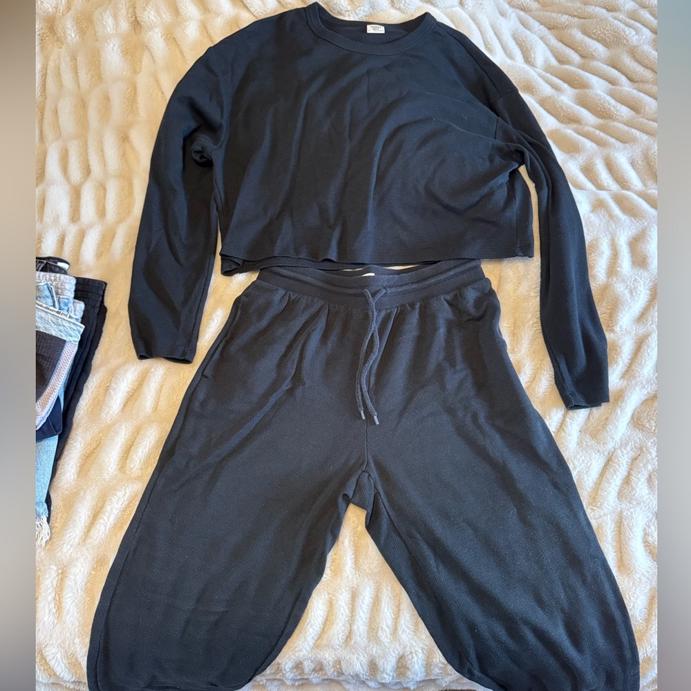 Aritzia Sunday Best Waffle Jogger Set